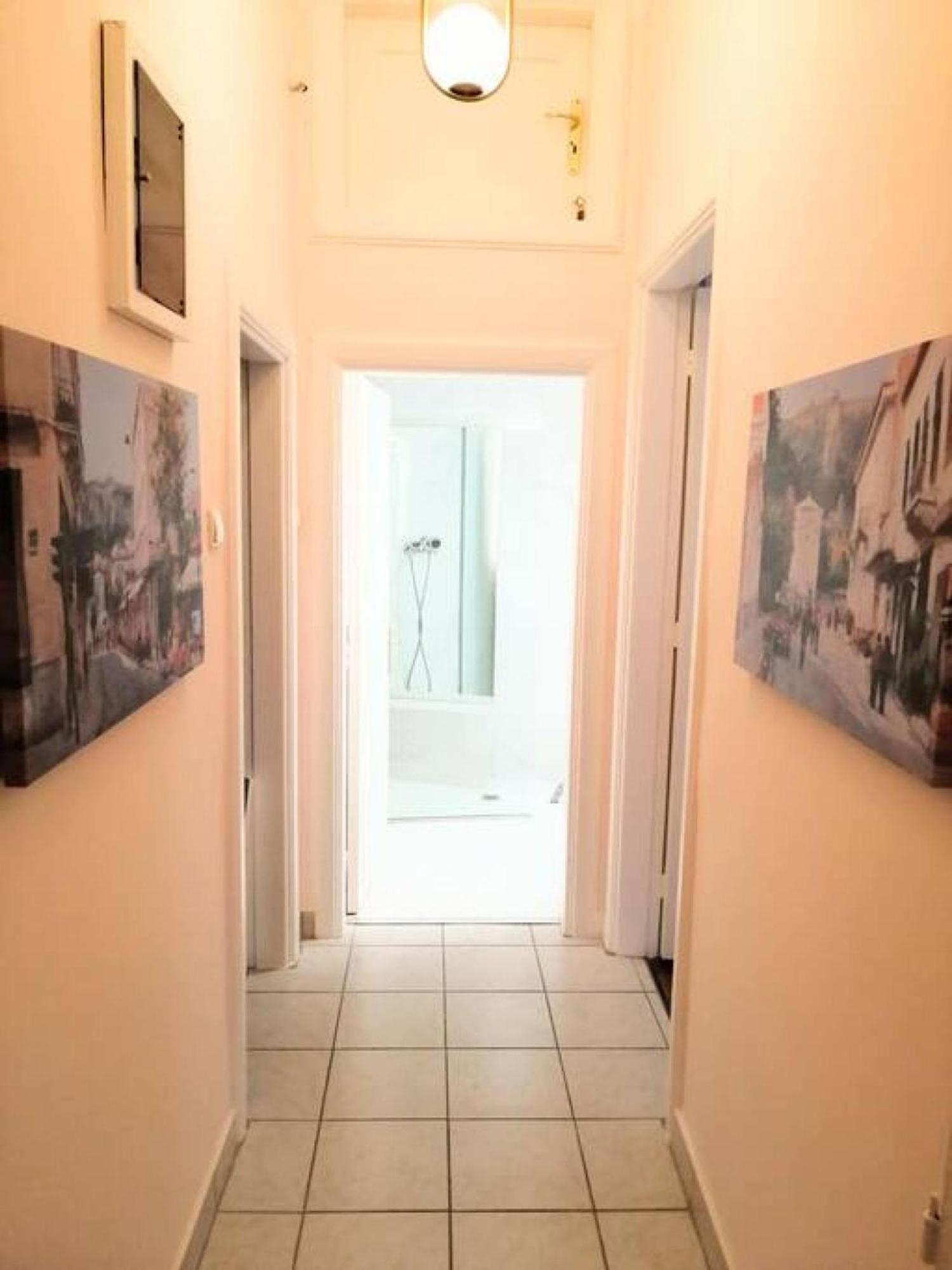 Elegant Apartment In Syntagma Square アテネ エクステリア 写真