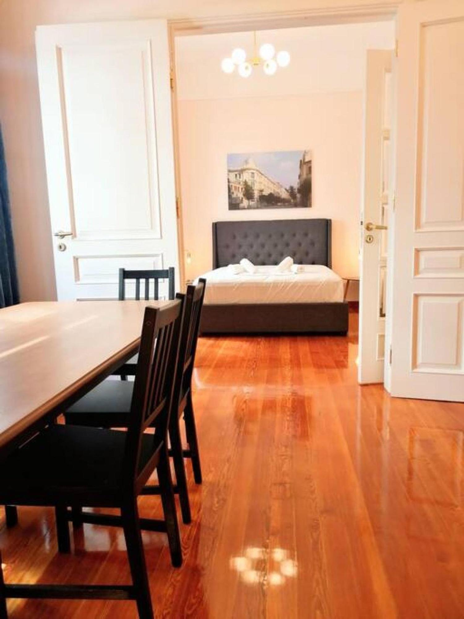 Elegant Apartment In Syntagma Square アテネ エクステリア 写真